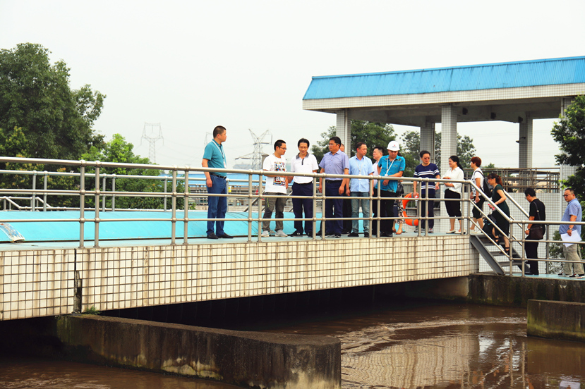 2018年7月18日 市人大常委會(huì)副主任成劍視察杰陽(yáng)排水公司3_副本