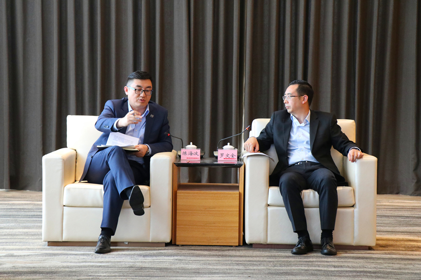 厲害了！人工智能獨(dú)角獸深蘭科技與德陽(yáng)建投簽約啦！羅市長(zhǎng)現(xiàn)場(chǎng)見證哦！